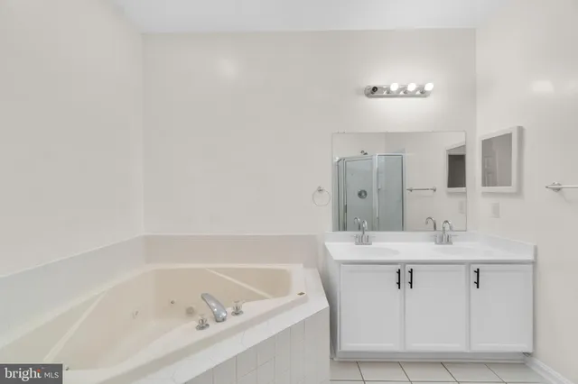 $459,999 | 111 Cavenrock Court, Frederick, MD 21702