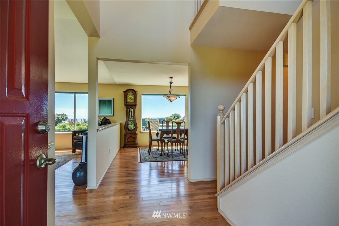 2081 West Beach Road Oak Harbor, WA 98277 - Photo 7 of 25 Gallery Image 7