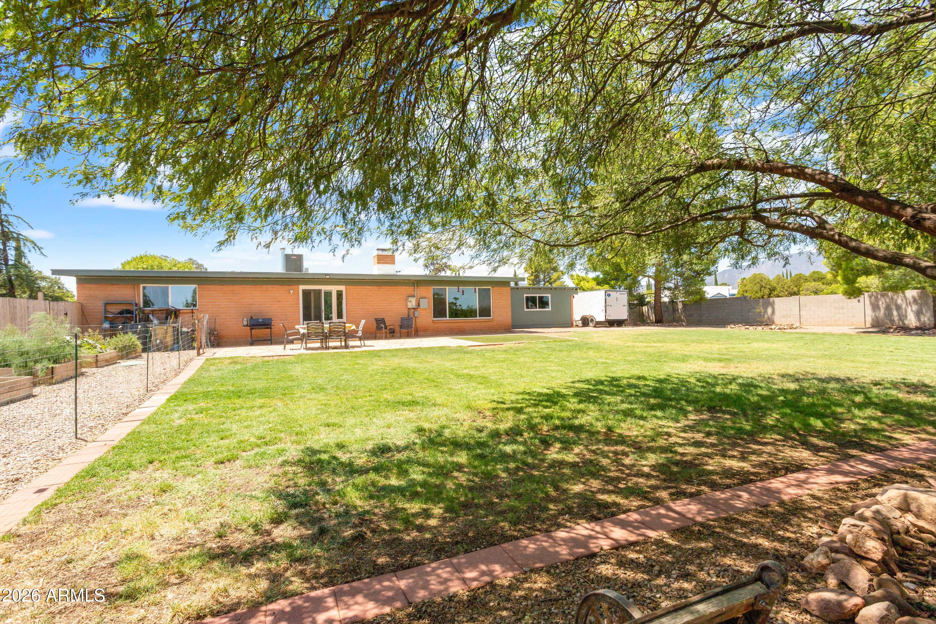 805 Suffolk Road Sierra Vista, AZ 85635 - Photo 47 of 49 backyard