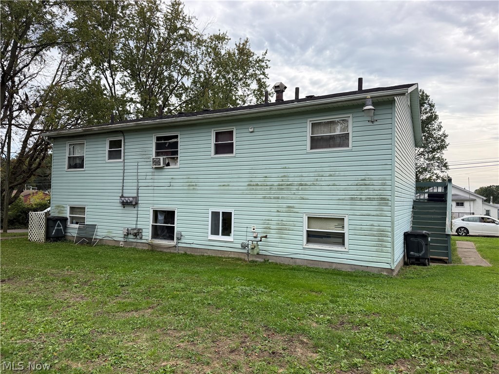 2375 Sanitarium Road Lakemore, OH 44250 - Photo 6 of 16 Gallery Image 6