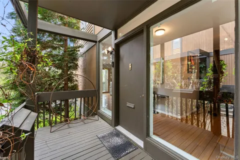 $850,000 | 114 Ogden Avenue, Dobbs Ferry, NY 10522