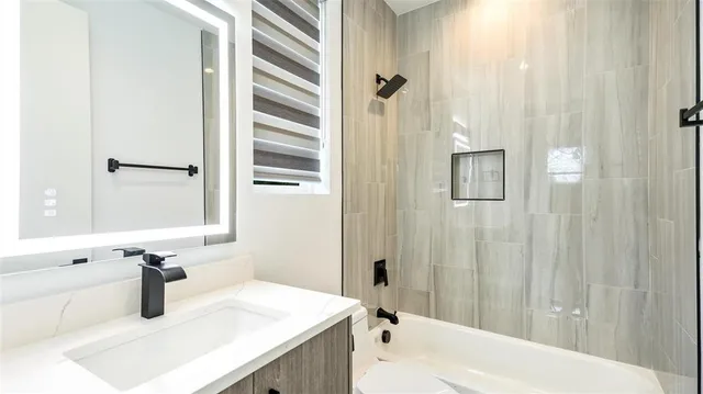 $4,000 | 2316 Arroyo Avenue, Dallas, TX 75219