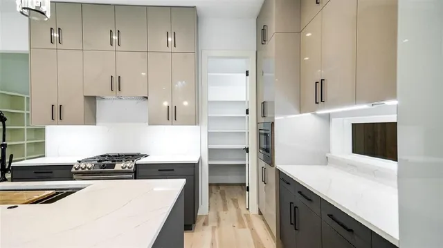 $4,000 | 2316 Arroyo Avenue, Dallas, TX 75219