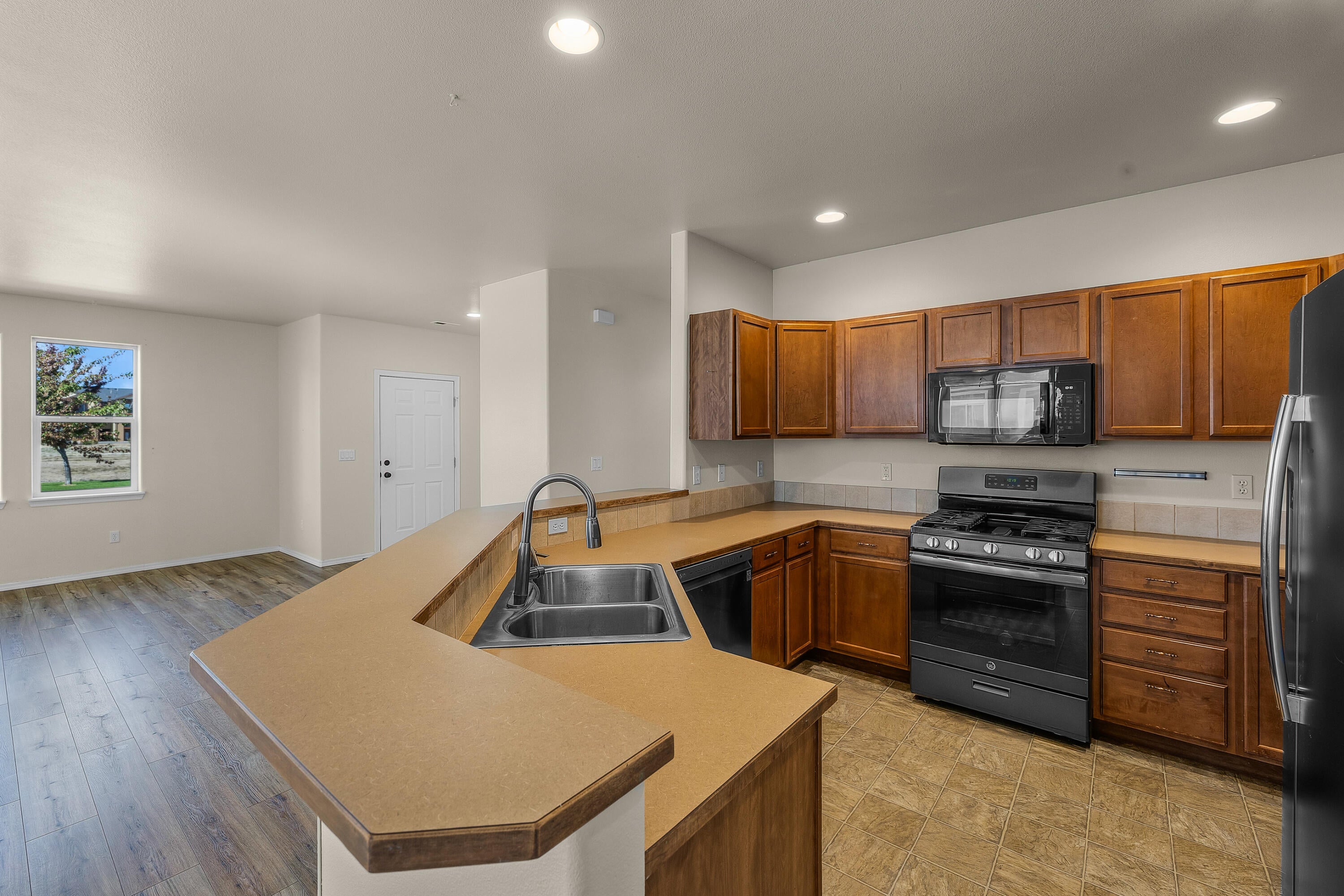 1352 Southwest 35th Street Redmond, OR 97756 - Photo 44 of 44 2025_09_25_1325_sw_35th_st_rdm-11