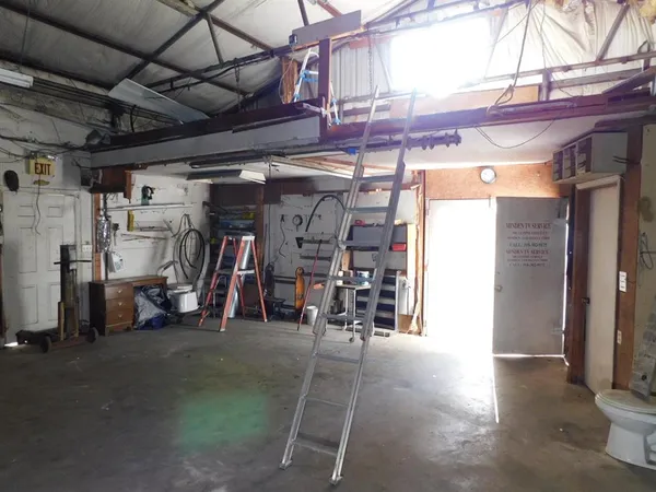 $119,900 | 105 2nd Street Northwest, Springhill, LA 71075