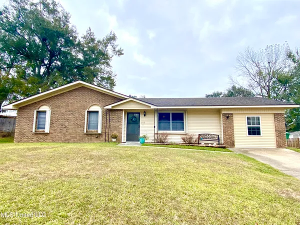 $187,900 | 2112 Crestwood Drive, Picayune, MS 39466