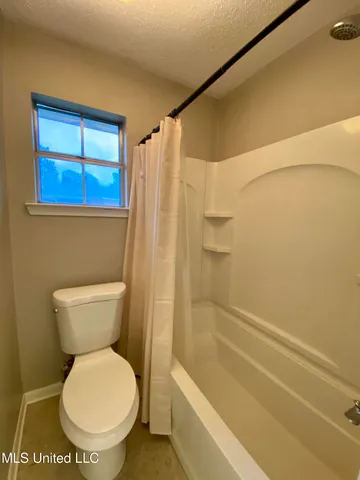 $190,000 | 2112 Crestwood Drive, Picayune, MS 39466