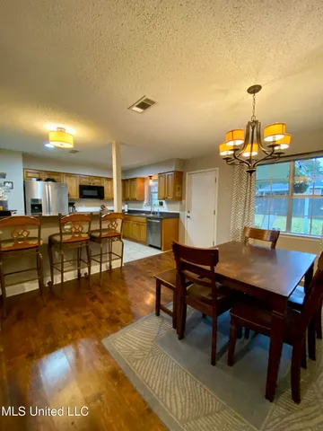 $190,000 | 2112 Crestwood Drive, Picayune, MS 39466