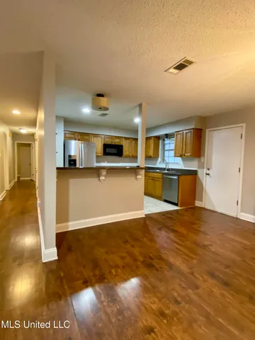 $190,000 | 2112 Crestwood Drive, Picayune, MS 39466