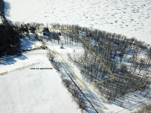 $949,000 | 49307 368th Avenue, Frazee, MN 56544