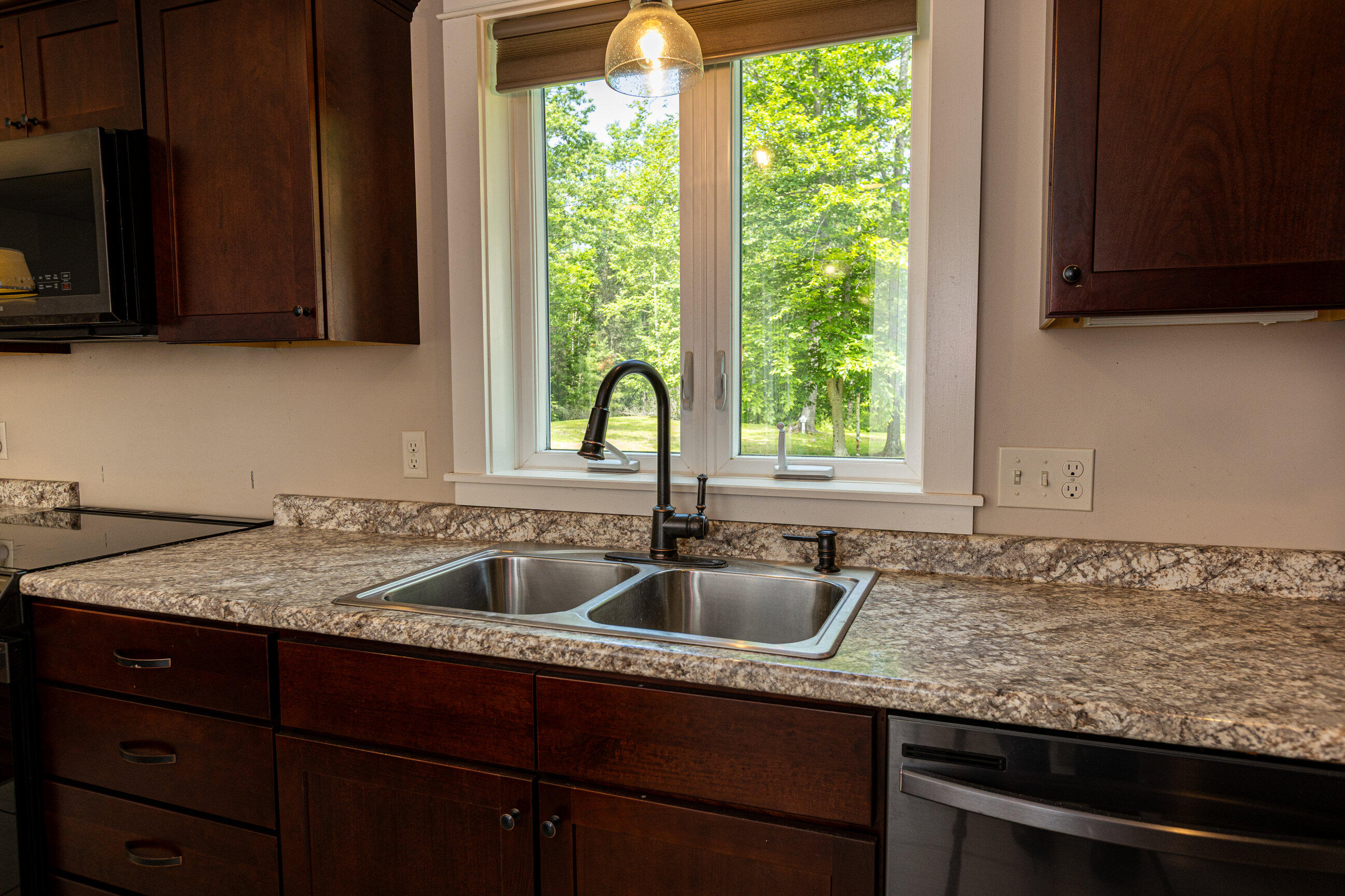 33 Webb Road Windham, ME 04062 - Photo 8 of 70 1st Floor-1140