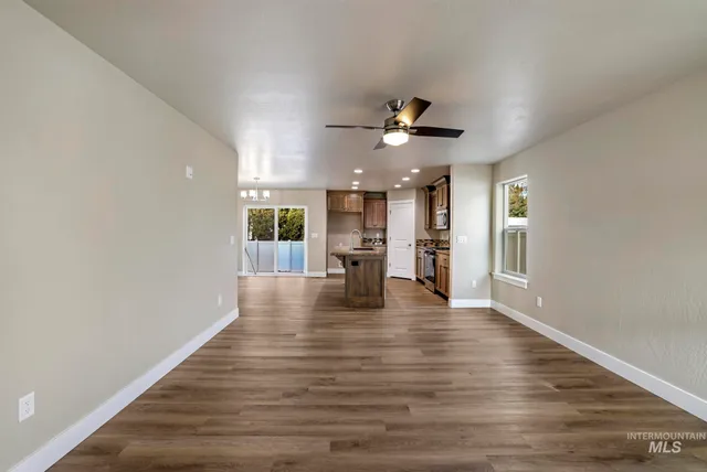 $359,900 | 816 Jack Avenue, Jerome, ID 83338