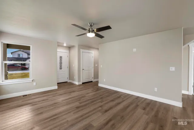 $359,900 | 816 Jack Avenue, Jerome, ID 83338