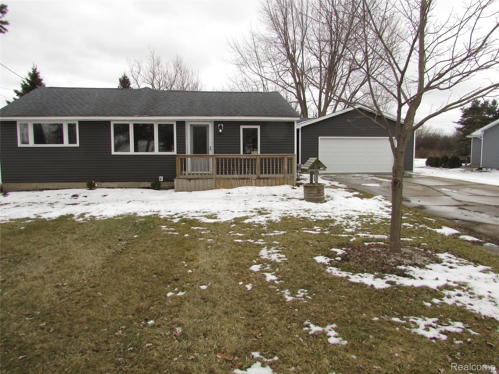 12220 Davison Road Davison, MI 48423 - Photo 2 of 16 3 .JPG
