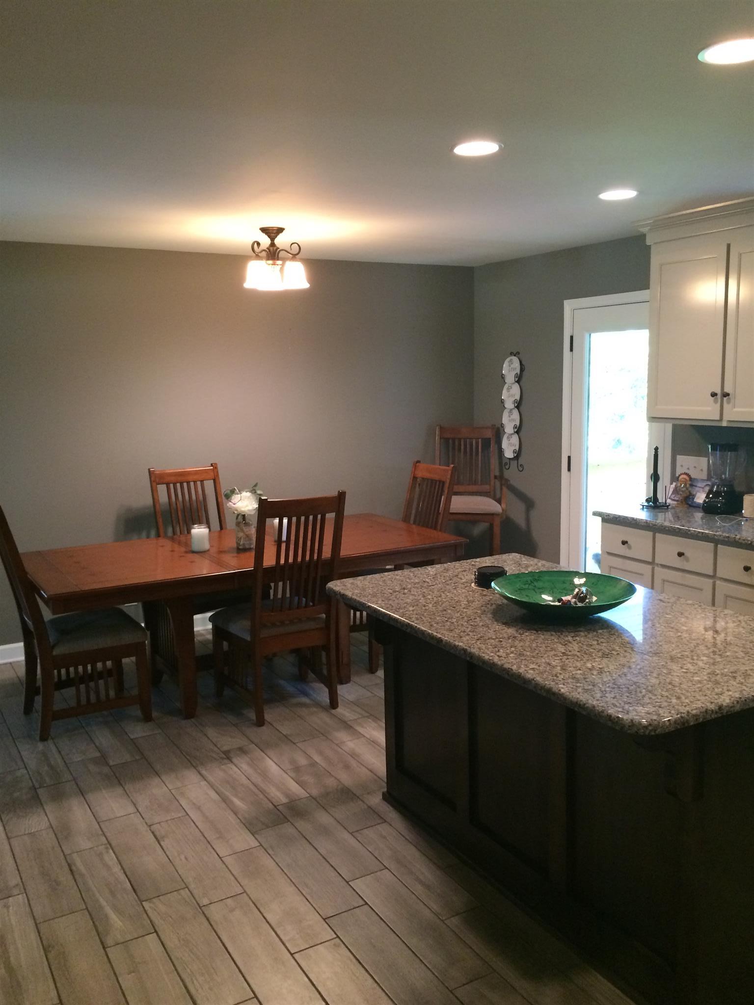 3317 Pleasant Grove Road White House, TN 37188 - Photo 5 of 22 Great entertaining space!