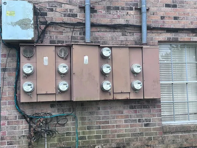 $450,000 | 203 South Bay Street, Amite, LA 70422