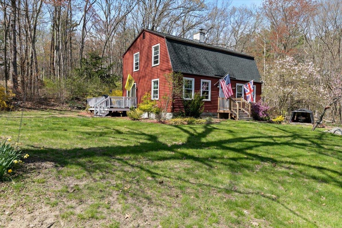 6 Pingree Hill Road Derry, NH 03038 - Photo 2 of 38