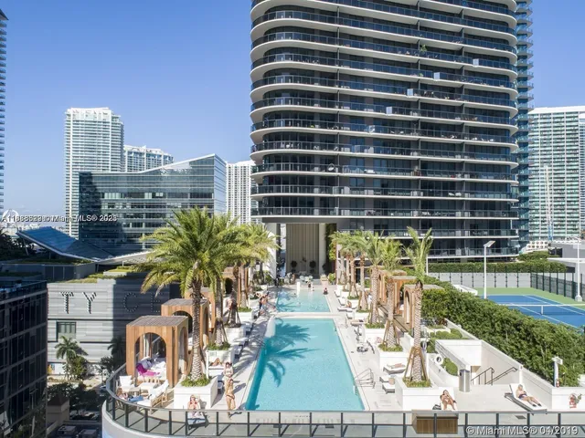 $1,125,000 | 801 South Miami Avenue, Unit 3304, Miami, FL 33131