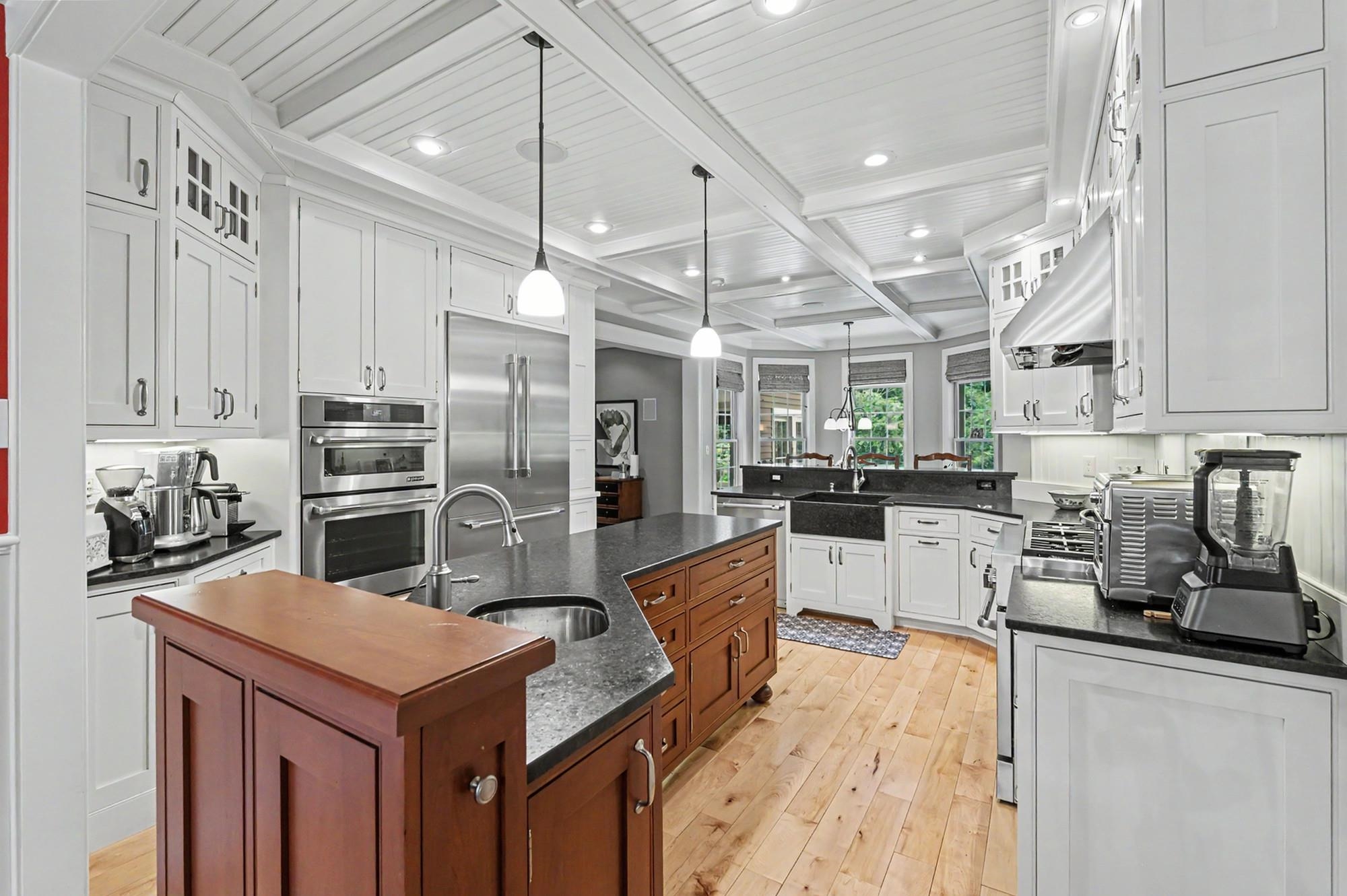 150 Brick Mill Road Bedford, NH 03110 - Photo 5 of 45