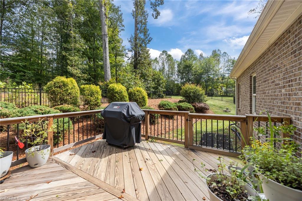 6804 Bugle Run Drive Oak Ridge, NC 27310 - Photo 37 of 45