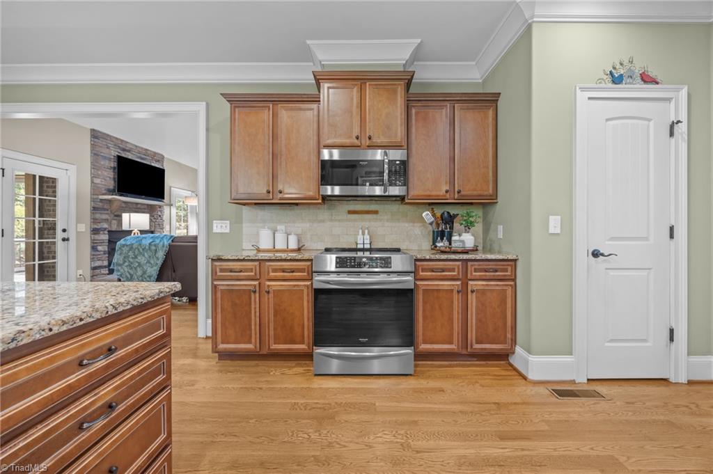 6804 Bugle Run Drive Oak Ridge, NC 27310 - Photo 8 of 45