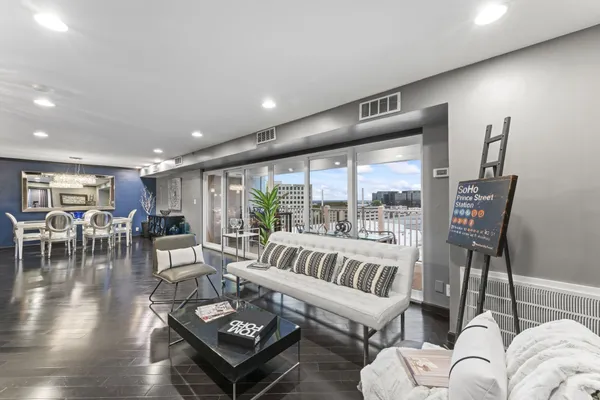 $419,523 | 3415 West End Avenue, Unit 1101, Nashville, TN 37203