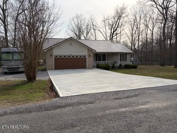 $314,900 | 1012 Iroquois Lane, Crossville, TN 38572
