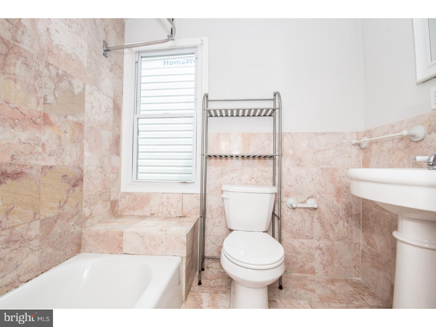 445 Tree Street Philadelphia, PA 19148 - Photo 20 of 23