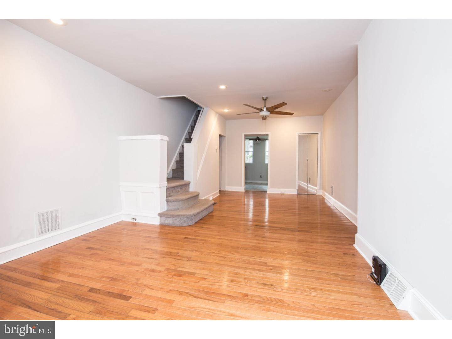 445 Tree Street Philadelphia, PA 19148 - Photo 3 of 23