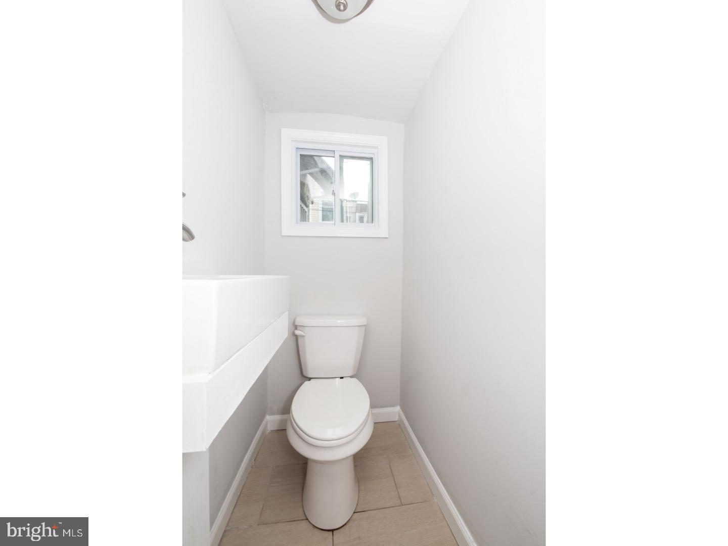 445 Tree Street Philadelphia, PA 19148 - Photo 7 of 23