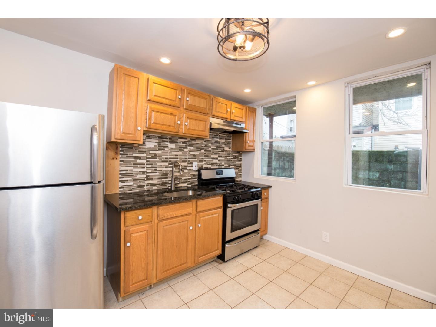 445 Tree Street Philadelphia, PA 19148 - Photo 8 of 23