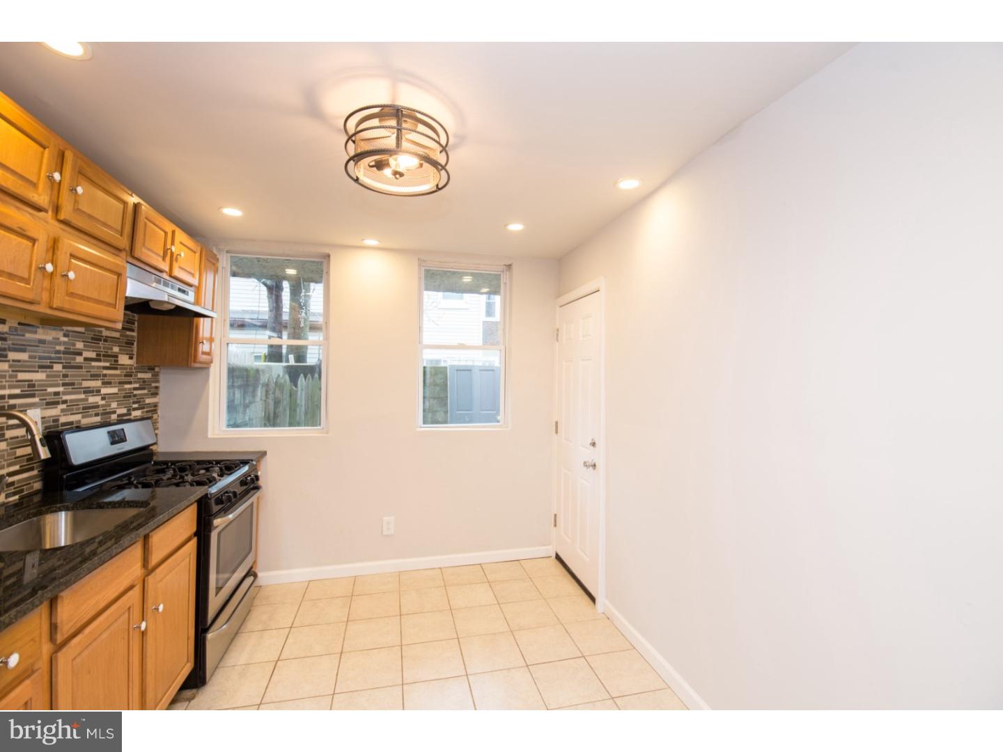 445 Tree Street Philadelphia, PA 19148 - Photo 10 of 23