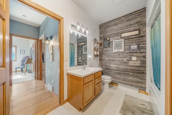 $319,000 | 1821 East Sylvan Avenue, Appleton, WI 54915