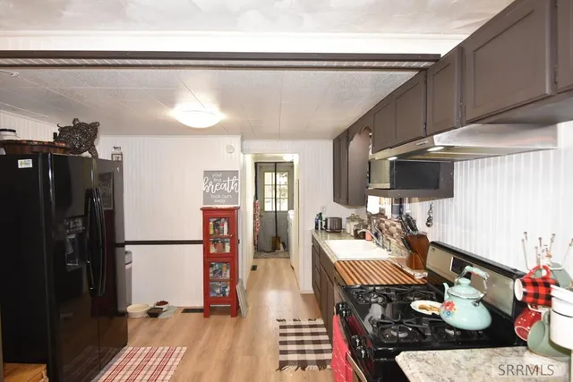 $295,000 | 906 South Bridge Street, St. Anthony, ID 83445