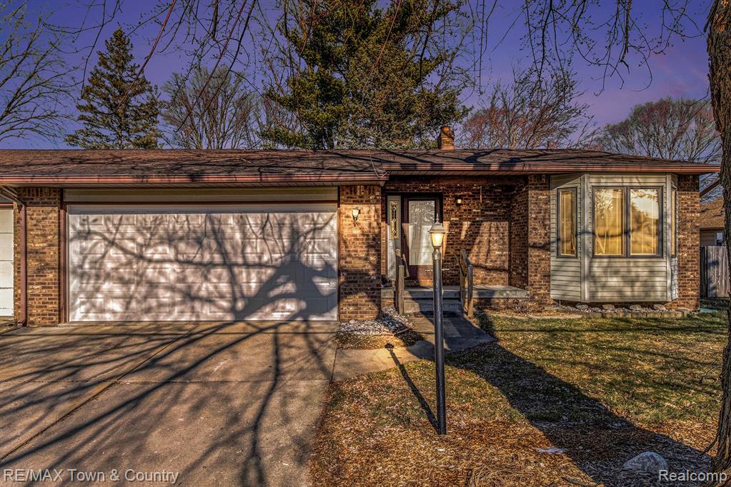 1433 Flushing Road Flushing, MI 48433 - Photo 1 of 28
