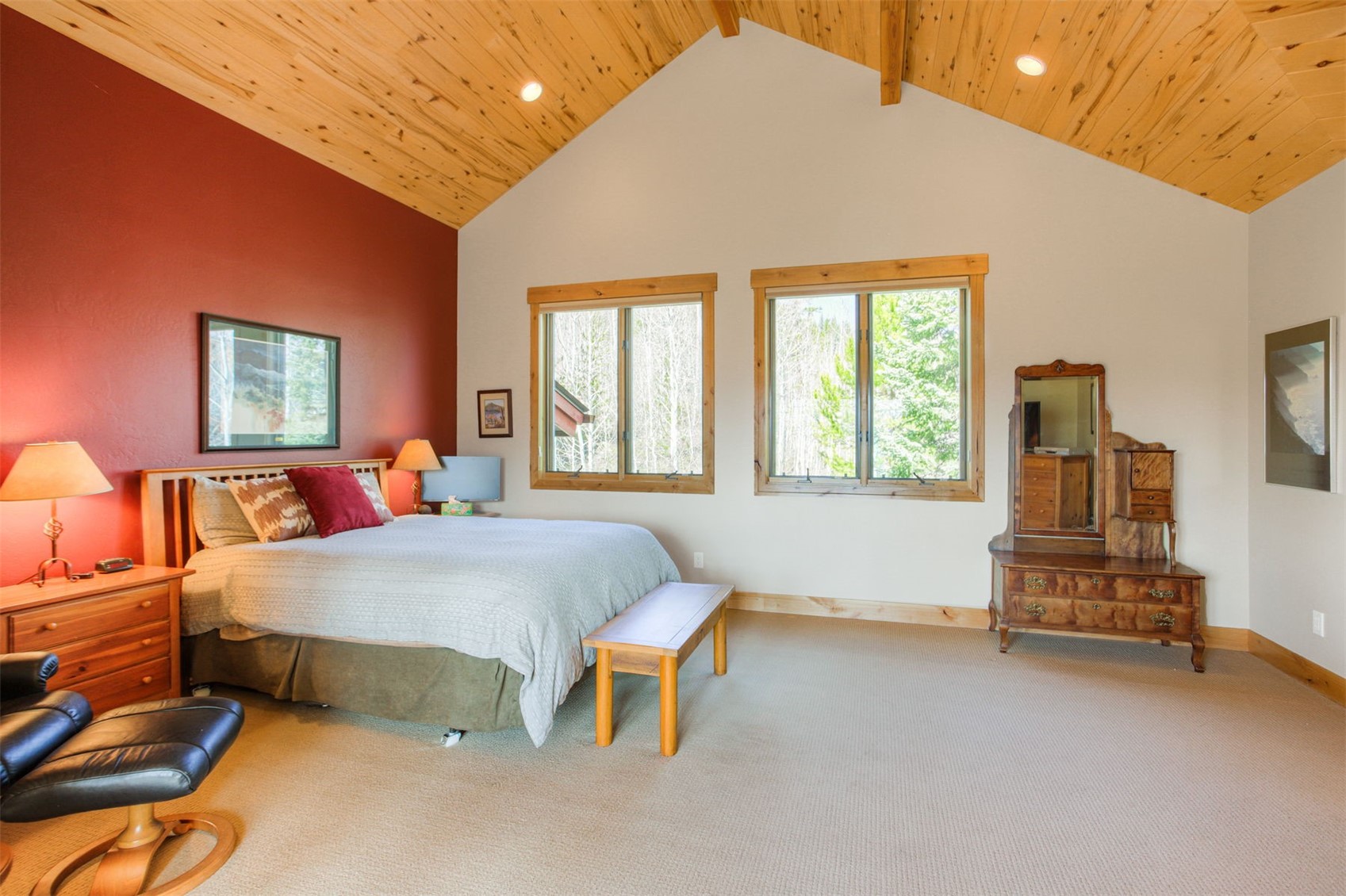 727 Willowbrook Road Silverthorne, CO 80498 - Photo 34 of 47 a bed room with a bed and a chair