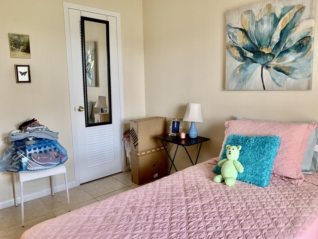 556 Fanshaw North, Unit 556 Boca Raton, FL 33434 - Photo 18 of 73 Bed with Walking closet