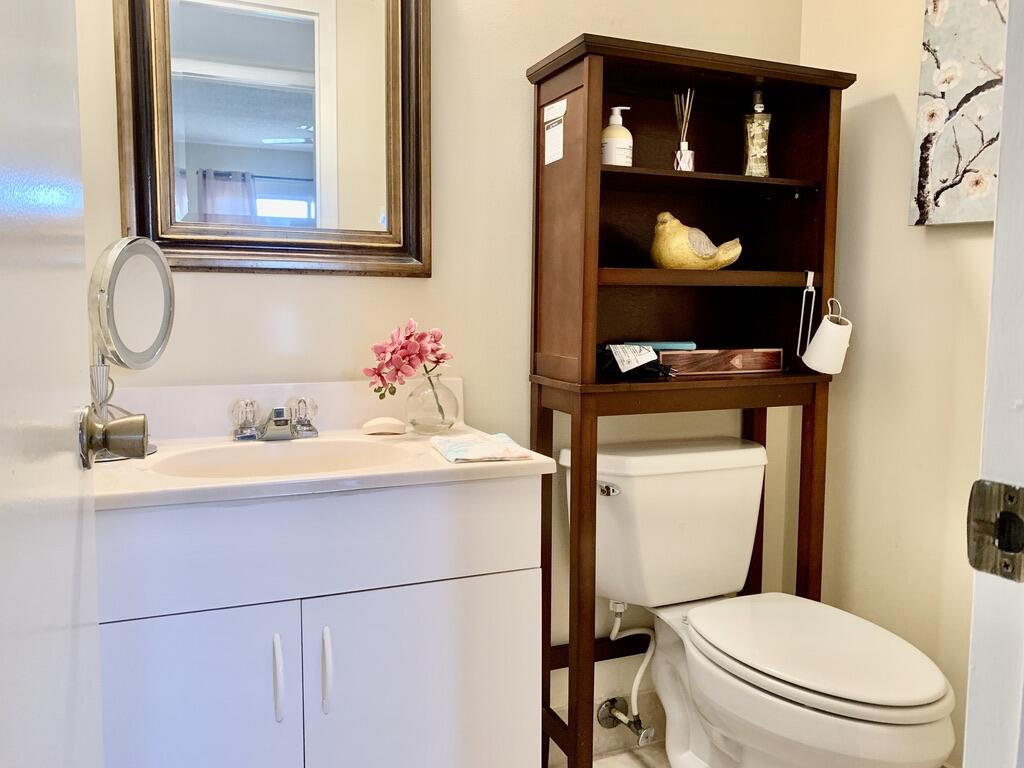 556 Fanshaw North, Unit 556 Boca Raton, FL 33434 - Photo 21 of 73 1/2 Bath