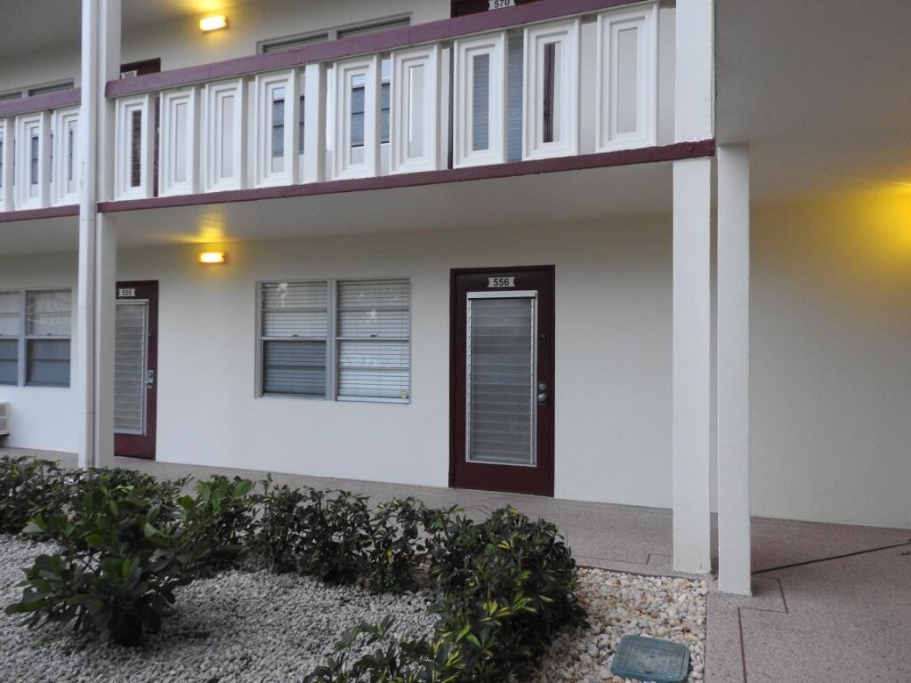 556 Fanshaw North, Unit 556 Boca Raton, FL 33434 - Photo 27 of 73 Corner Unit 556