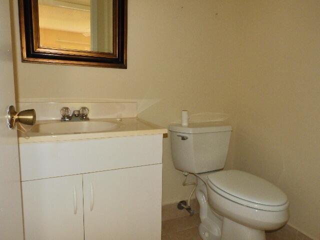 556 Fanshaw North, Unit 556 Boca Raton, FL 33434 - Photo 47 of 73 1/2 Bath