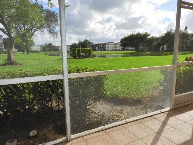 556 Fanshaw North, Unit 556 Boca Raton, FL 33434 - Photo 50 of 73 Back View