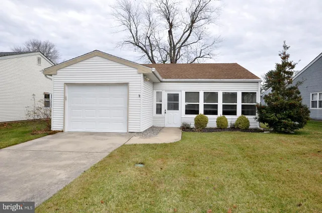 $250,000 | 90 Huntington Drive, Southampton, NJ 08088