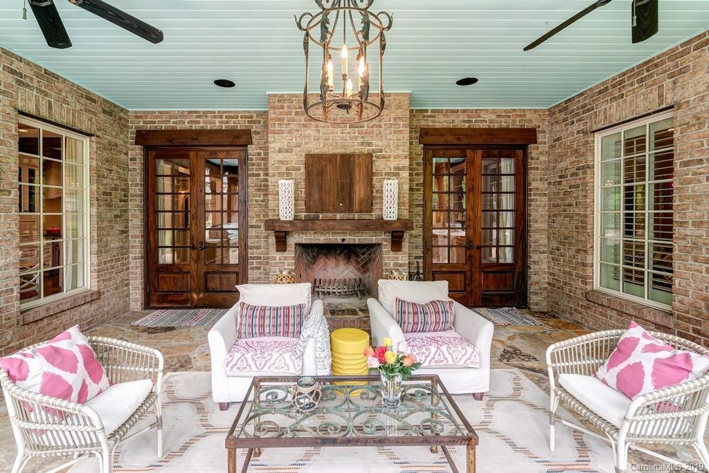 1711 Brandon Road Charlotte, NC 28207 - Photo 5 of 35 Gallery Image 5