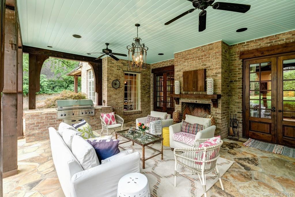 1711 Brandon Road Charlotte, NC 28207 - Photo 6 of 35 Gallery Image 6