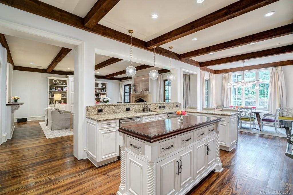 1711 Brandon Road Charlotte, NC 28207 - Photo 10 of 35 Gallery Image 10