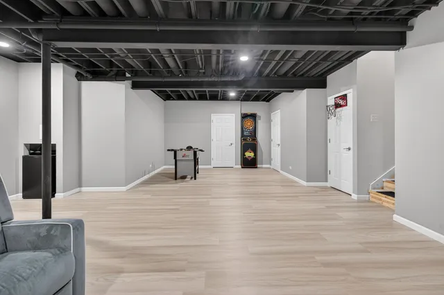 a view of work space with furniture