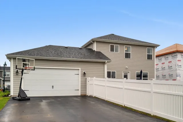 $439,000 | 24458 South St Paul Avenue, Channahon, IL 60410