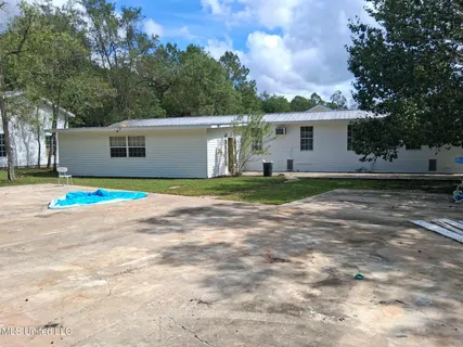$140,500 | 8133 Leake Street, Bay St. Louis, MS 39520