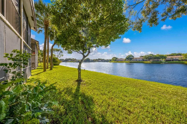 $240,000 | Welleby, Sunrise, FL 33351