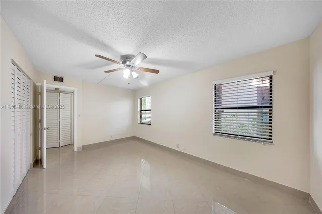 $240,000 | Welleby, Sunrise, FL 33351